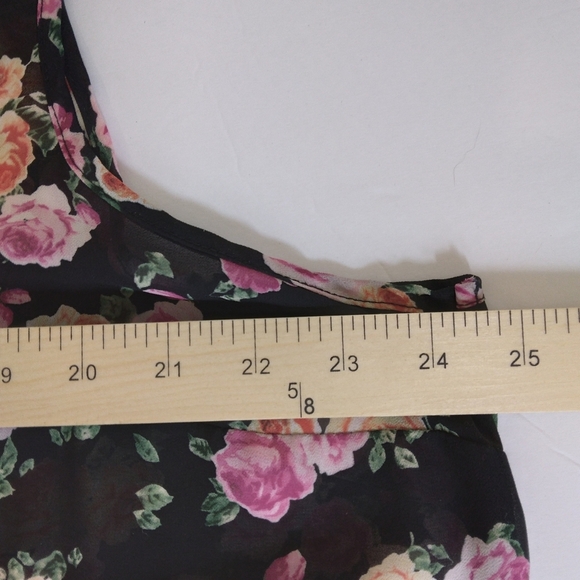 2X Torrid Tank Top Sleeveless Blouse Hi Low Peach Pink Green Black Floral - Picture 8 of 9